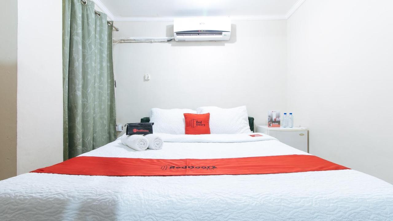 Reddoorz Plus At Lagoon Resort Zambales Olongapo Bagian luar foto