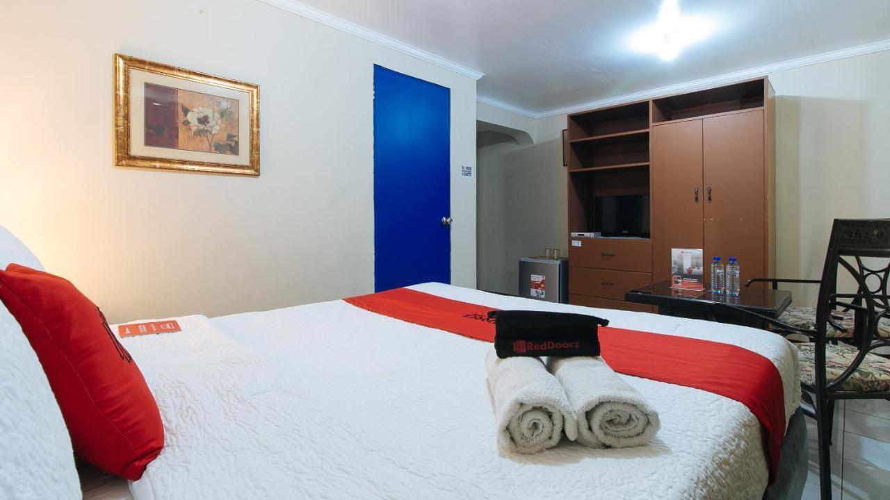 Reddoorz Plus At Lagoon Resort Zambales Olongapo Bagian luar foto