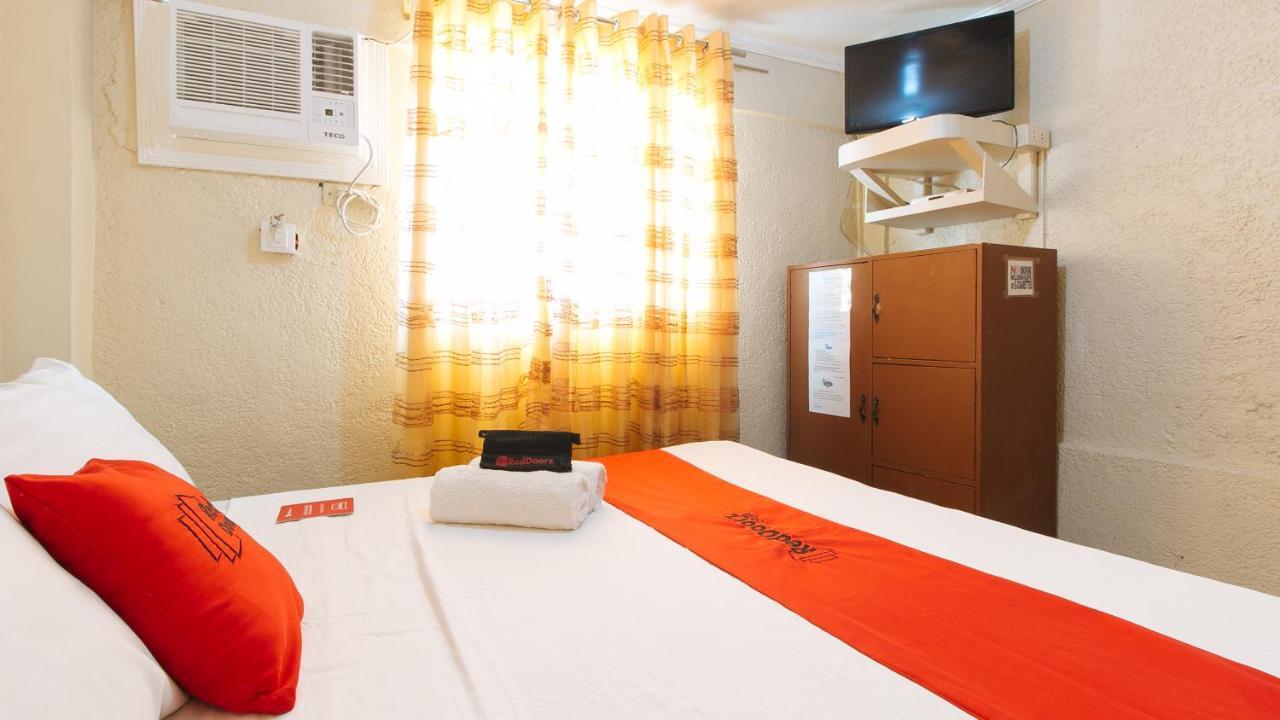 Reddoorz Plus At Lagoon Resort Zambales Olongapo Bagian luar foto