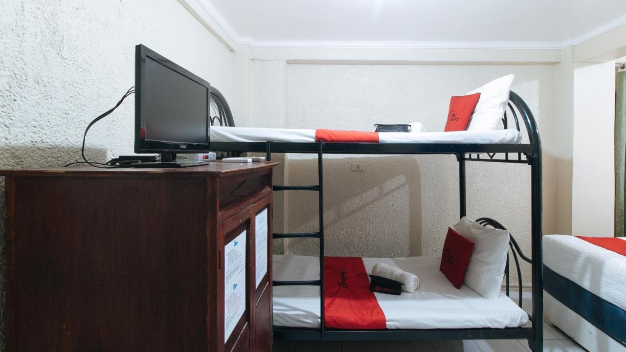 Reddoorz Plus At Lagoon Resort Zambales Olongapo Bagian luar foto